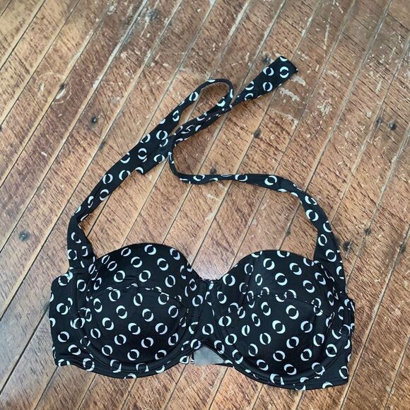 Victoria’s Secret pinup girl black and white polka dot 34C bikini top - Picture 1 of 3